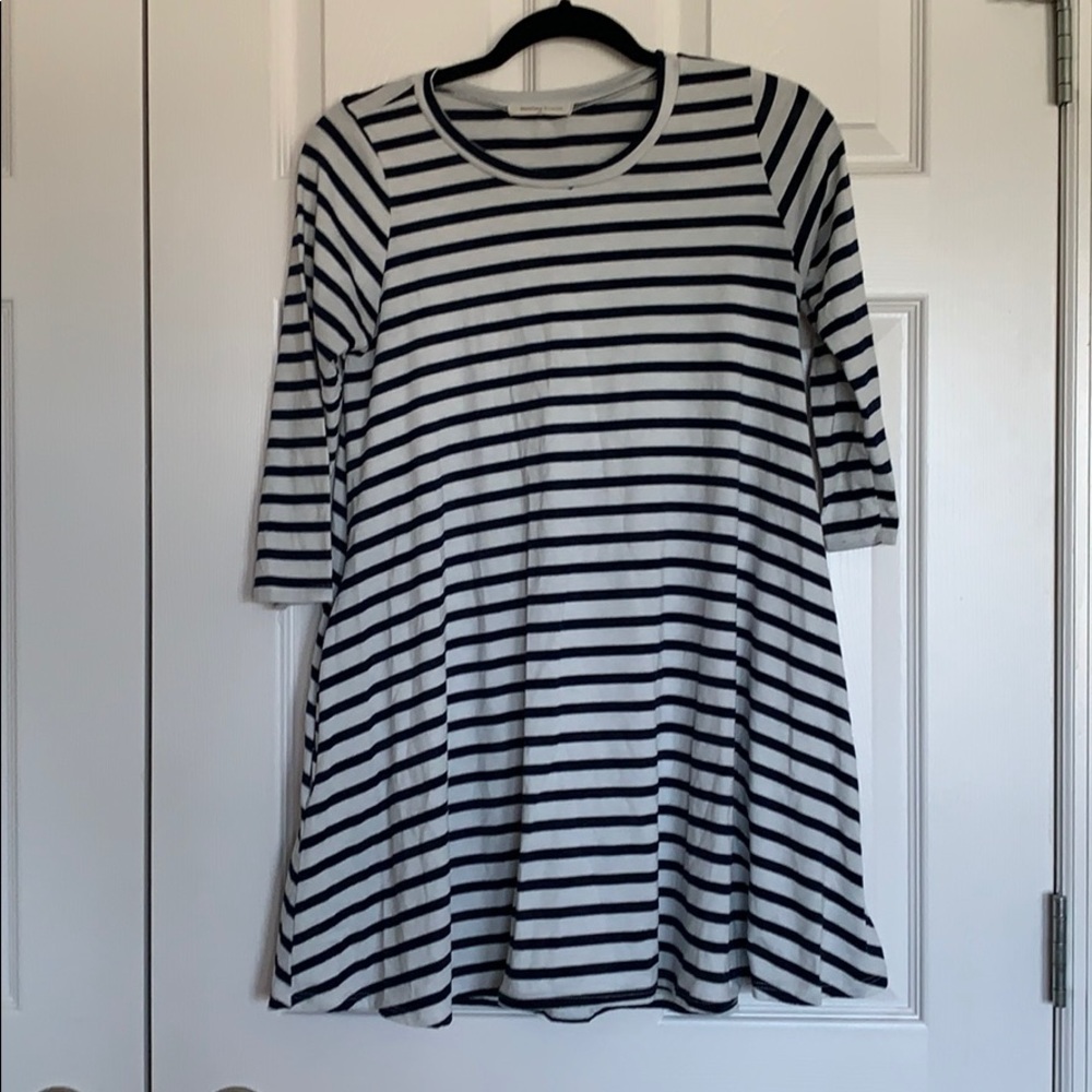 Navy & White Stripped Dress - Offers Welcome 🧡